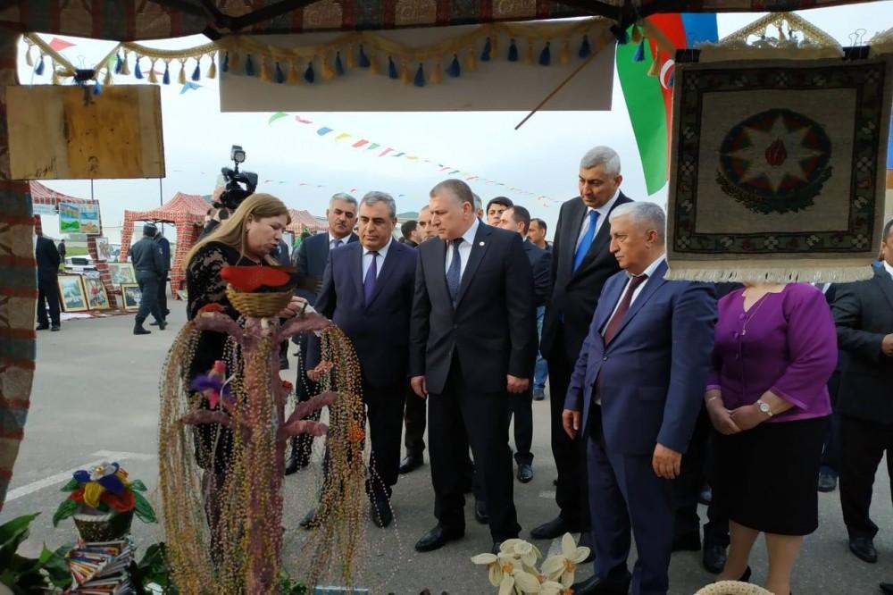 Азербайджанские пехлеваны на празднике искусств в Саатлы (ФОТО)