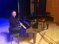 Брендон Стоун приехал в Баку (ФОТО)