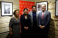 Азербайджанский фотограф в поиске свободы во Франции (ФОТО)