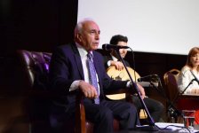 100-летний мугам и теснифы Гаджибабы Гусейнова (ФОТО)