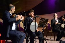 100-летний мугам и теснифы Гаджибабы Гусейнова (ФОТО)