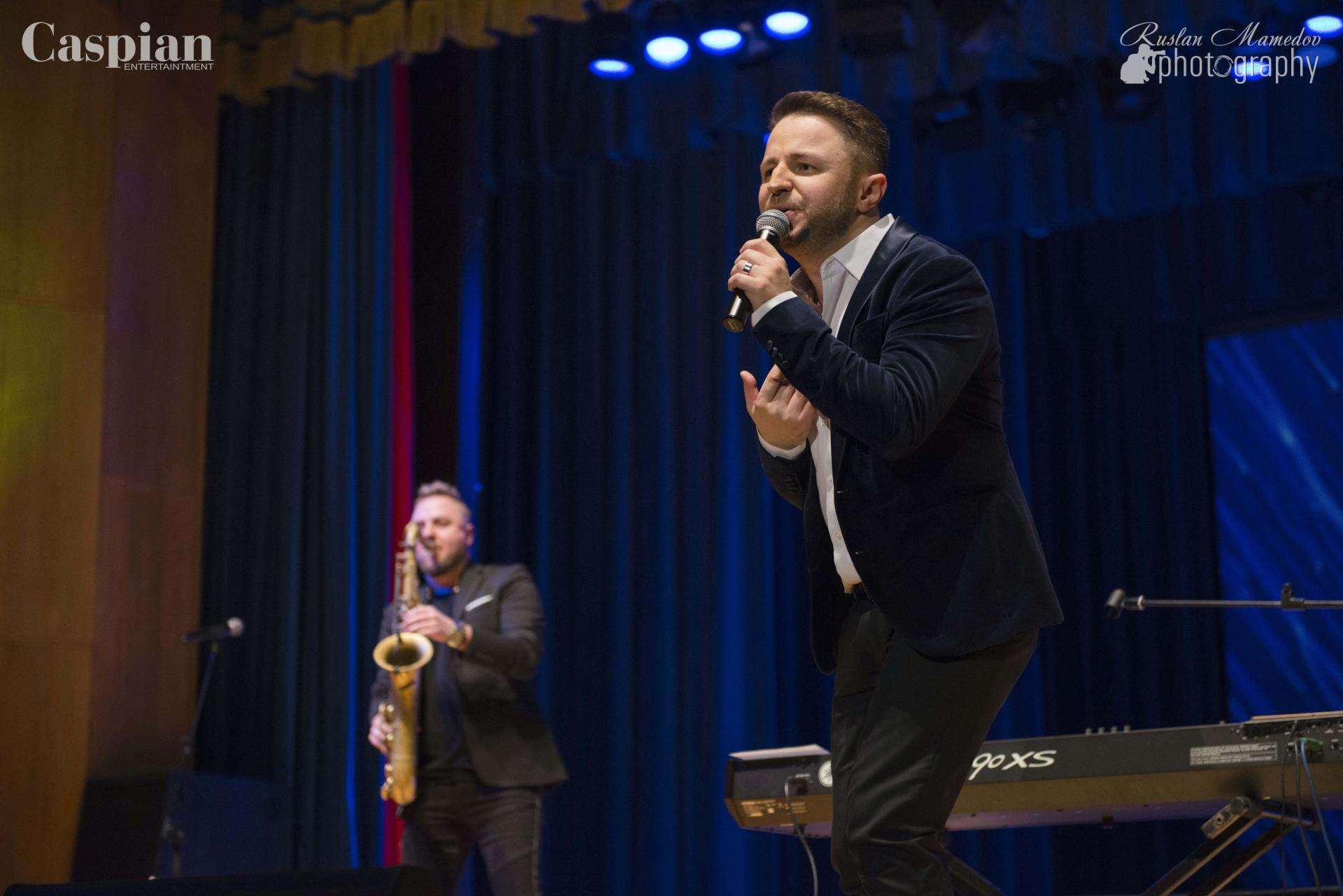 История одной любви Брендона Стоуна в Баку (ВИДЕО, ФОТО)