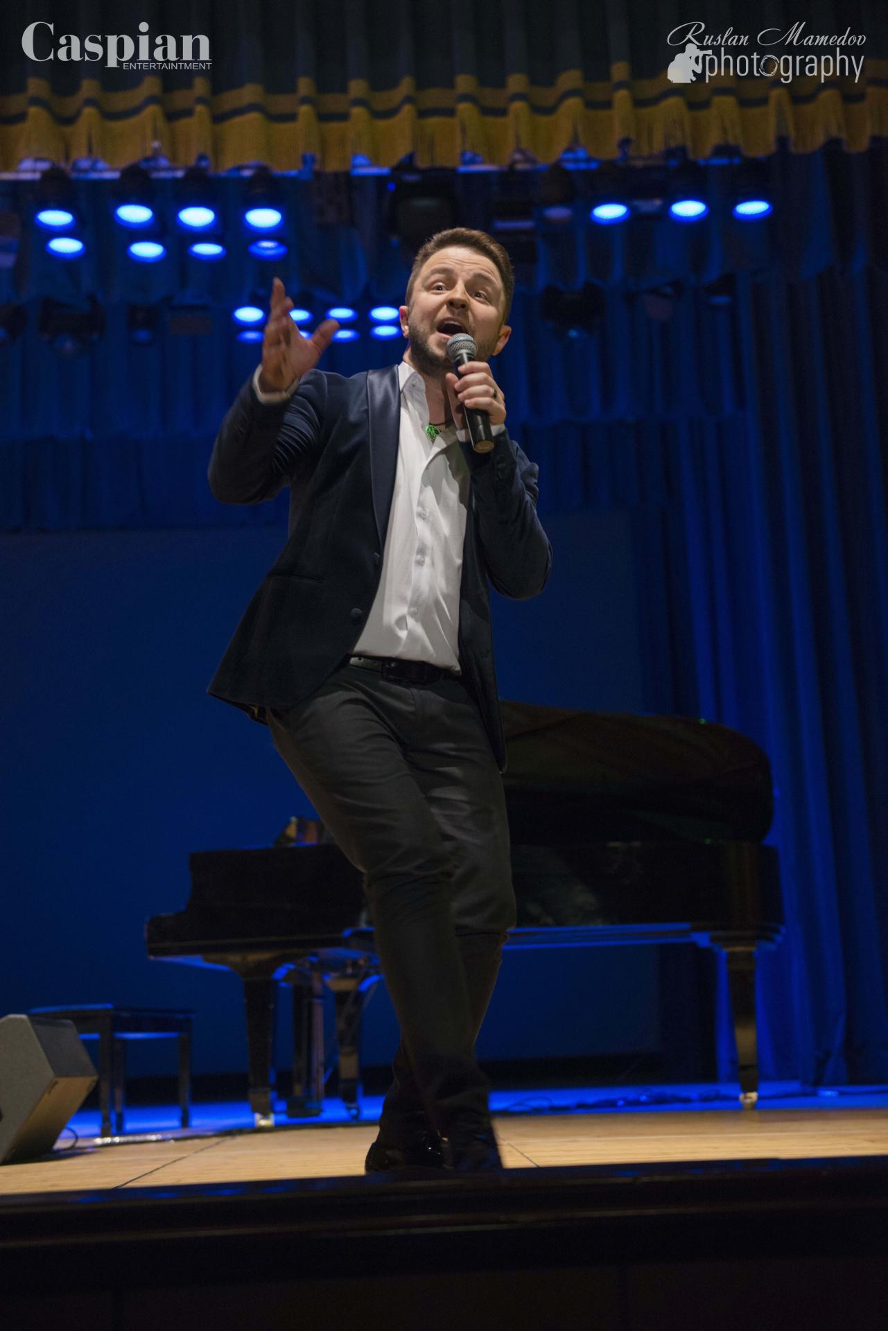 История одной любви Брендона Стоуна в Баку (ВИДЕО, ФОТО)