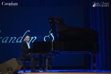 История одной любви Брендона Стоуна в Баку (ВИДЕО, ФОТО)