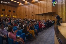 История одной любви Брендона Стоуна в Баку (ВИДЕО, ФОТО)