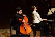 На мосту между Востоком и Западом  (ФОТО)