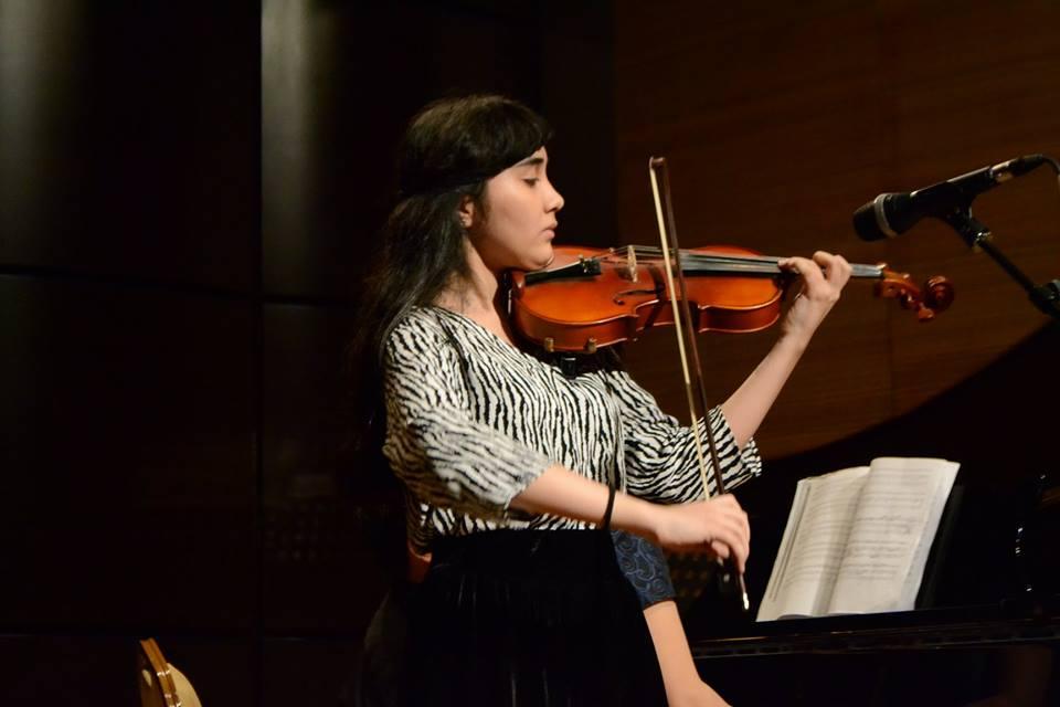 На мосту между Востоком и Западом  (ФОТО)