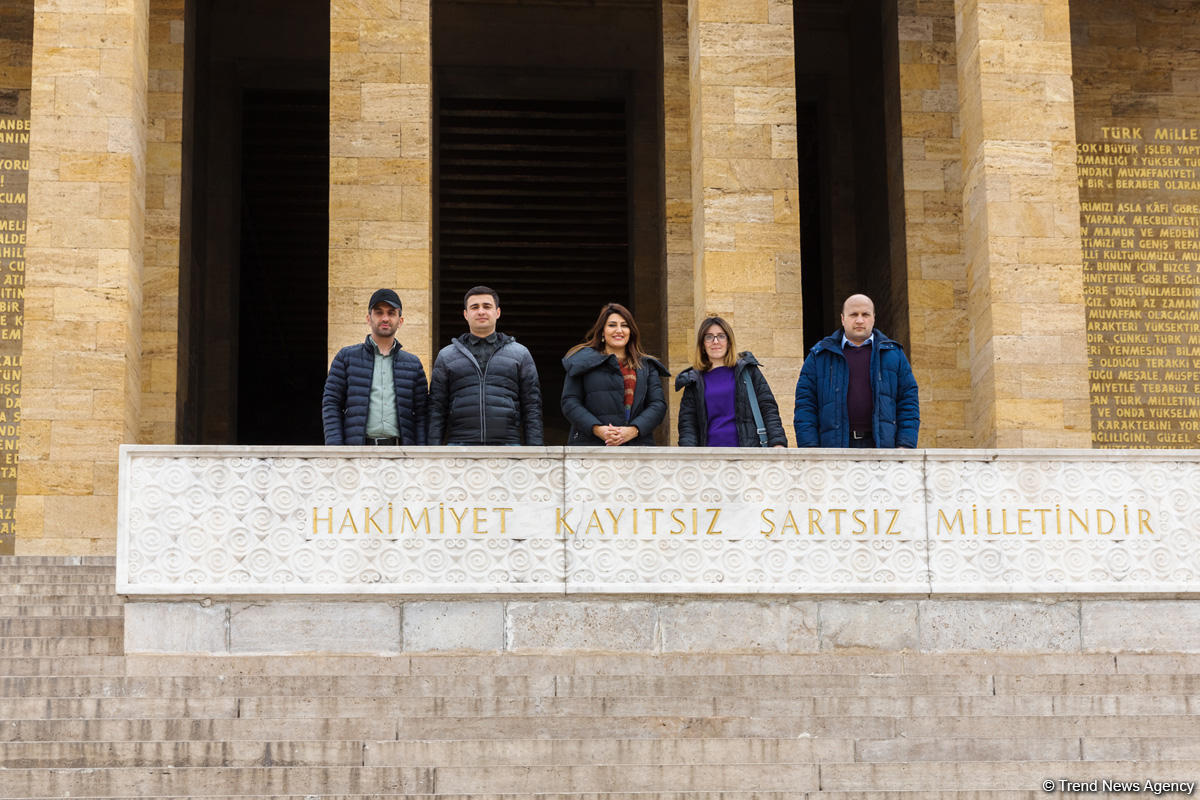 Путешествие в Анкару – могила Мамед Эмина Расулзаде, мавзолей Ататюрка, достопримечательности (ФОТО)