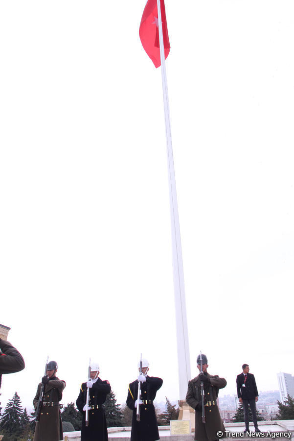 Путешествие в Анкару – могила Мамед Эмина Расулзаде, мавзолей Ататюрка, достопримечательности (ФОТО)