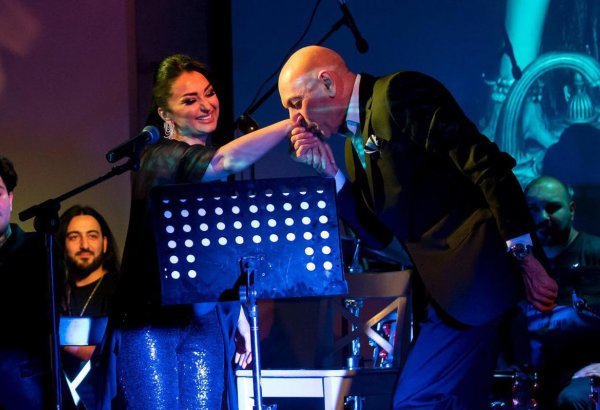 Любовь с аншлагом, или как Севиндж Агасиева отметила день рождения (ФОТО, ВИДЕО)