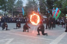 Флаги Азербайджана, Карабахские скакуны и военнослужащие (ФОТО)