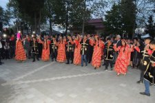 Флаги Азербайджана, Карабахские скакуны и военнослужащие (ФОТО)