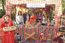 Флаги Азербайджана, Карабахские скакуны и военнослужащие (ФОТО)