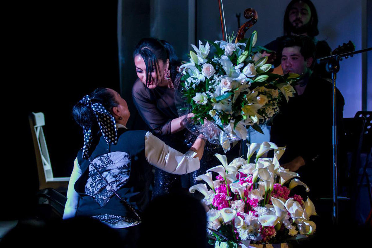 Любовь с аншлагом, или как Севиндж Агасиева отметила день рождения (ФОТО, ВИДЕО)