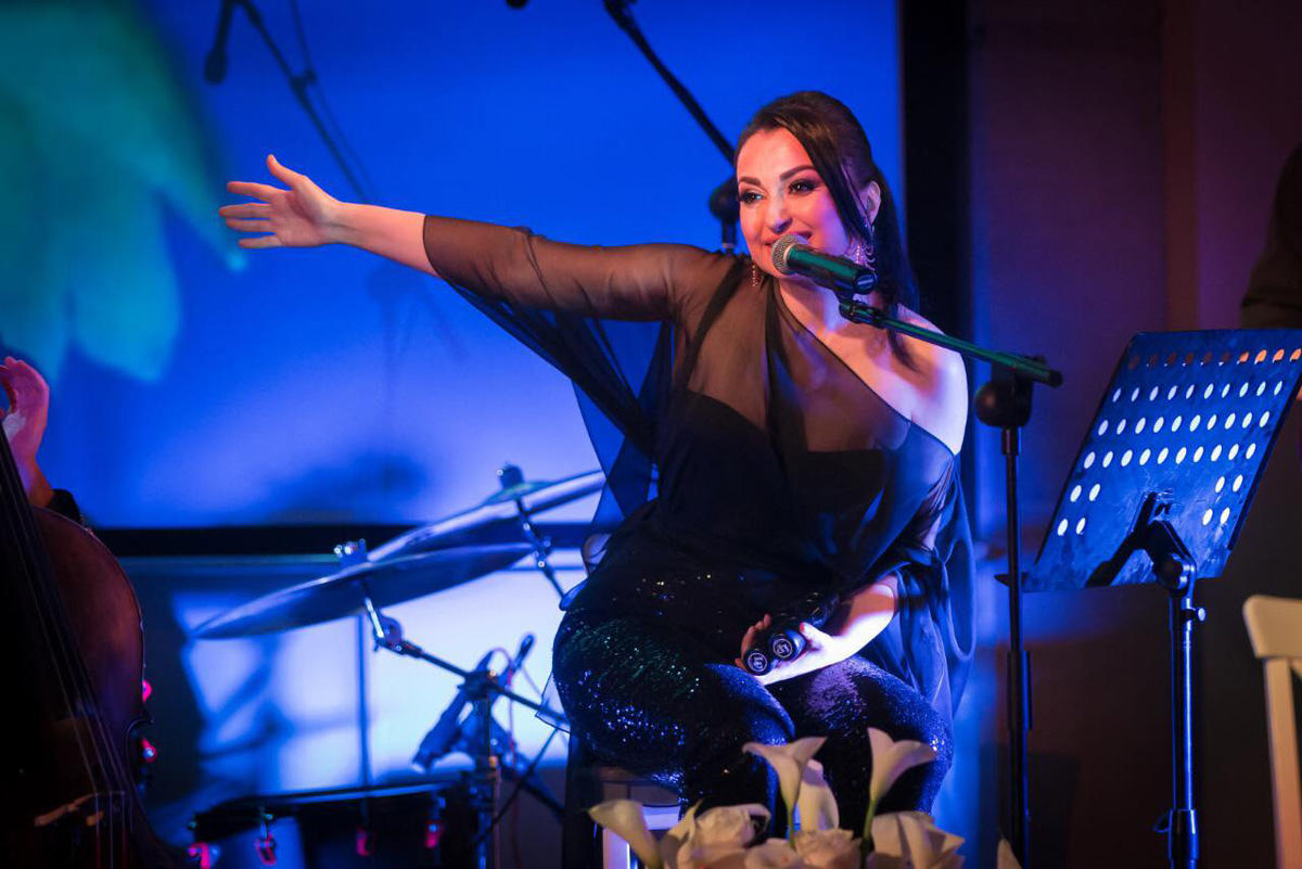 Любовь с аншлагом, или как Севиндж Агасиева отметила день рождения (ФОТО, ВИДЕО)