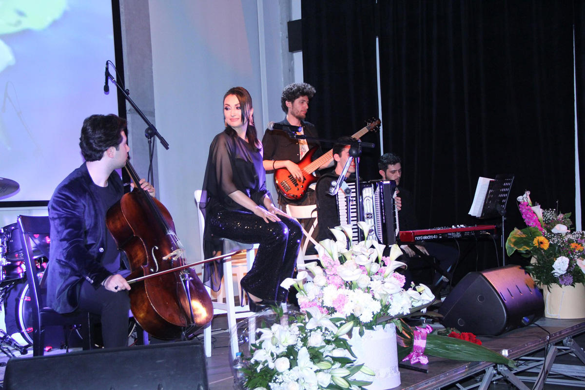 Любовь с аншлагом, или как Севиндж Агасиева отметила день рождения (ФОТО, ВИДЕО)