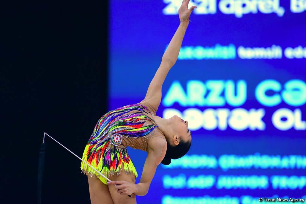 Арзу Джалилова и Нармина Самедова вышли в финал AGF Junior Trophy в упражнениях с лентой
