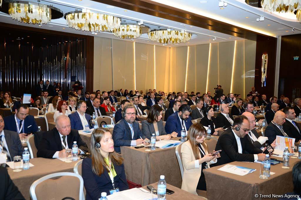 В Баку проходит IV Международный форум SOCAR (ФОТО)