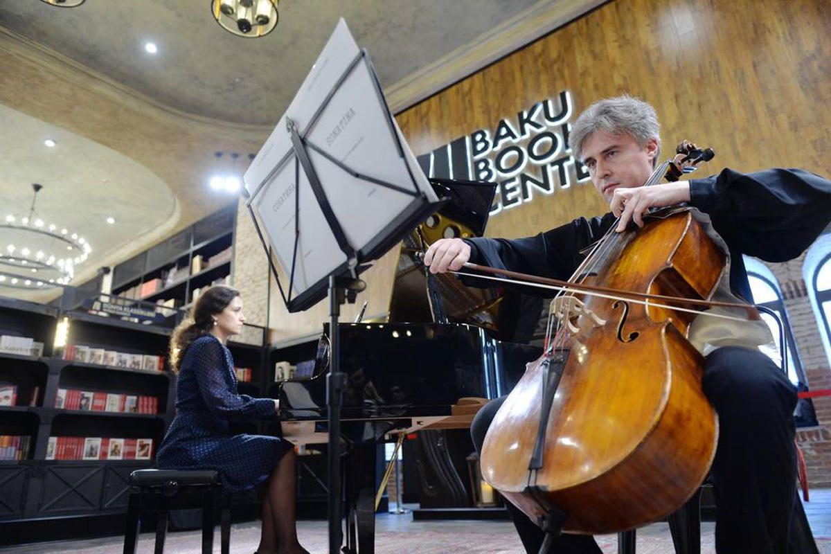 Я родилась с любовью. Адиля Гусейнзаде (ФОТО)