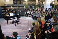 Я родилась с любовью. Адиля Гусейнзаде (ФОТО)