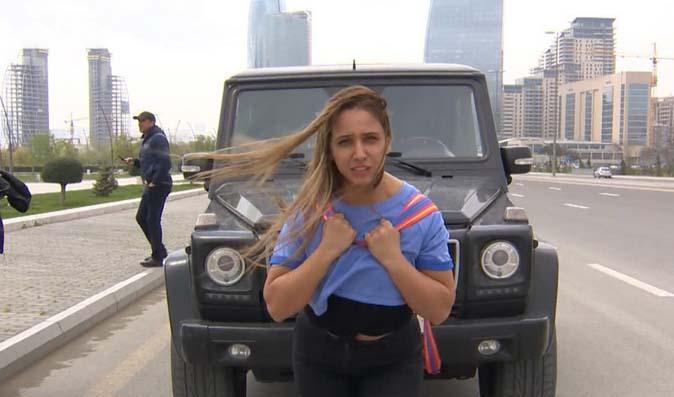 Азербайджанка сдвинула с места двухтонный джип (ВИДЕО)