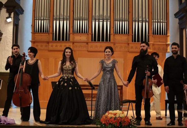 Пение птиц и волшебная фея: Baroque в Баку (ФОТО)