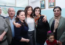 Первый вице-президент Мехрибан Алиева встретилась с вынужденными переселенцами (ФОТО)
