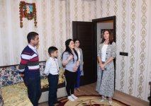 Первый вице-президент Мехрибан Алиева встретилась с вынужденными переселенцами (ФОТО)