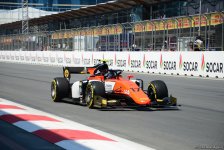 На Гран При Формулы 1 SOCAR Азербайджан стартовали свободные заезды F2 (ФОТО)