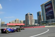 На Гран При Формулы 1 SOCAR Азербайджан стартовали свободные заезды F2 (ФОТО)