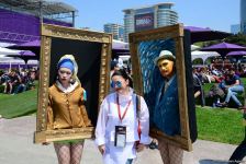 Болельщики Гран При Формулы 1 SOCAR Азербайджан на Бакинском бульваре (ФОТО)