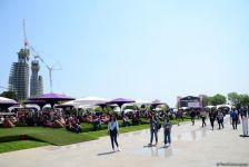 Болельщики Гран При Формулы 1 SOCAR Азербайджан на Бакинском бульваре (ФОТО)