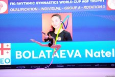 В Баку стартовал второй день соревнований Кубка мира по художественной гимнастике (ФОТО)