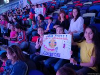 Болельщики из регионов Азербайджана на Кубке мира по художественной гимнастике в Баку (ФОТО)