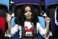 Радость детей на Кубке мира по художественной гимнастике в Баку (ФОТО)