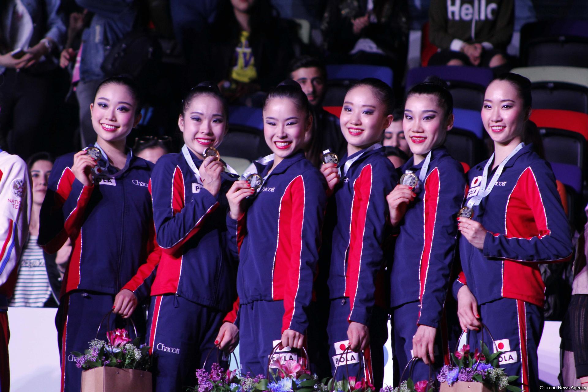 В рамках Кубка мира в Баку состоялась церемония награждения групповых команд по итогам многоборья (ФОТО)