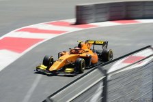В рамках Гран при Формулы 1 SOCAR Азербайджан стартовала вторая гонка F2 (ФОТО)