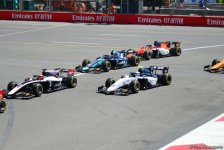 В рамках Гран при Формулы 1 SOCAR Азербайджан стартовала вторая гонка F2 (ФОТО)