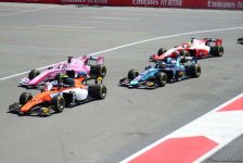 В рамках Гран при Формулы 1 SOCAR Азербайджан стартовала вторая гонка F2 (ФОТО)