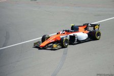 В рамках Гран при Формулы 1 SOCAR Азербайджан стартовала вторая гонка F2 (ФОТО)