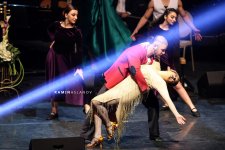 Феерическое шоу экстравагантной Эльзы Сеидджахан поразило масштабом (ВИДЕО, ФОТО)