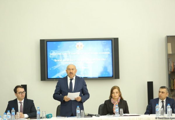 В Академии СГБ им. Г.Алиева прошел интерактивный семинар на тему пользы и вреда соцсетей (ФОТО)