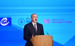 Президент Ильхам Алиев и Первая леди Мехрибан Алиева приняли участие в открытии V Всемирного форума по межкультурному диалогу в Баку (ФОТО) (версия 5)