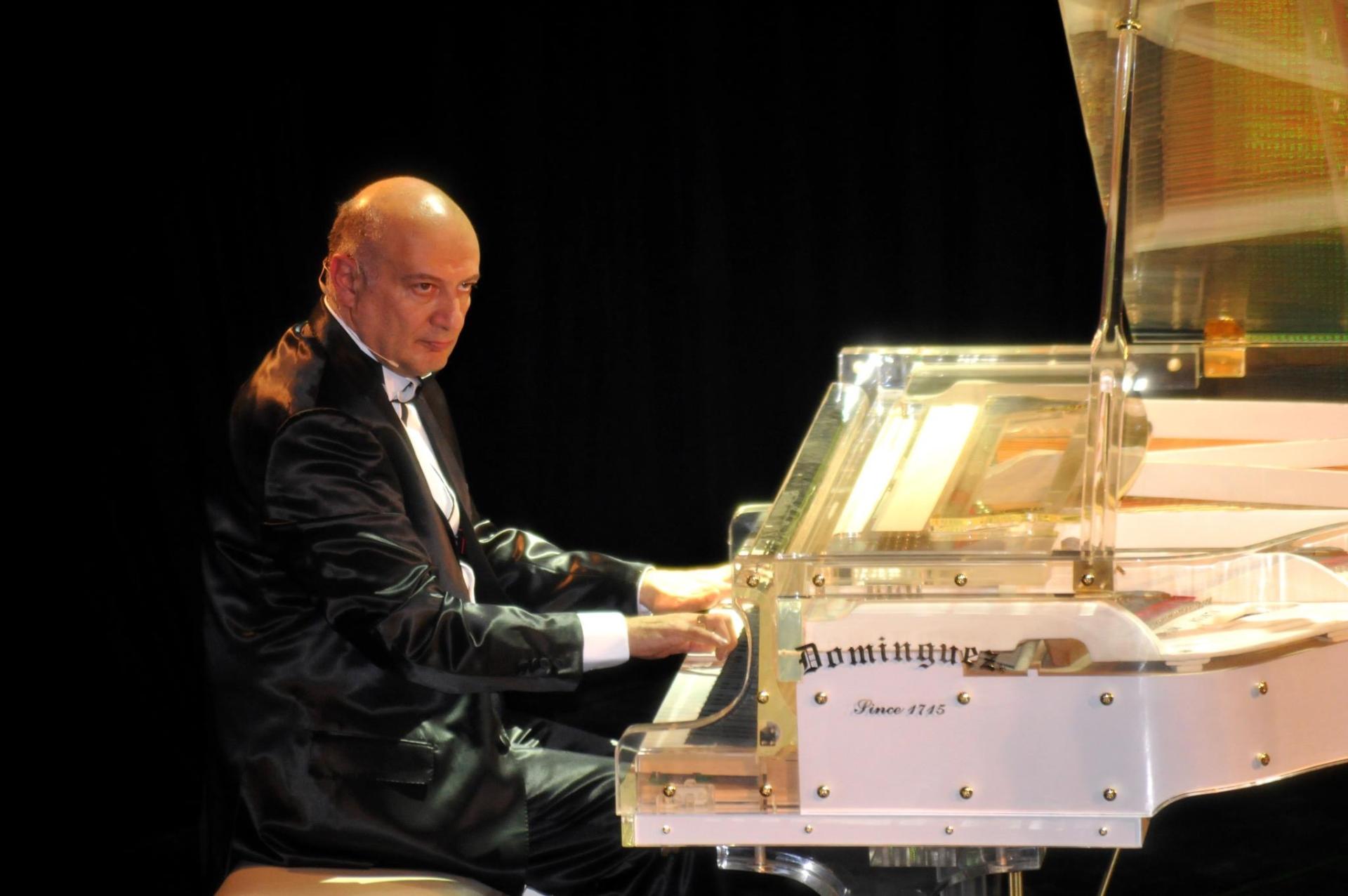 Мануэль Исаков и Эльчин Иманов – премьера "Наш Кавказ" (ВИДЕО, ФОТО)