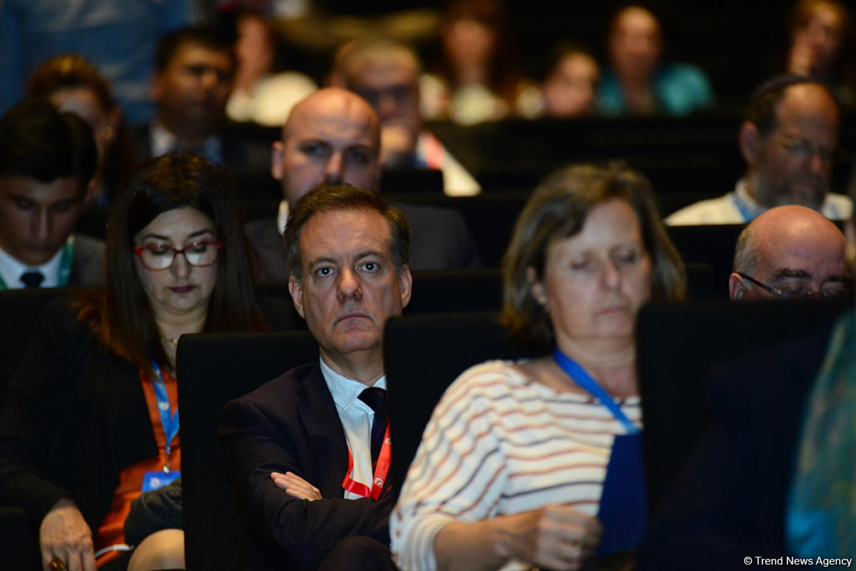 В рамках Всемирного форума в Баку проходит встреча международных организаций высокого уровня (ФОТО)