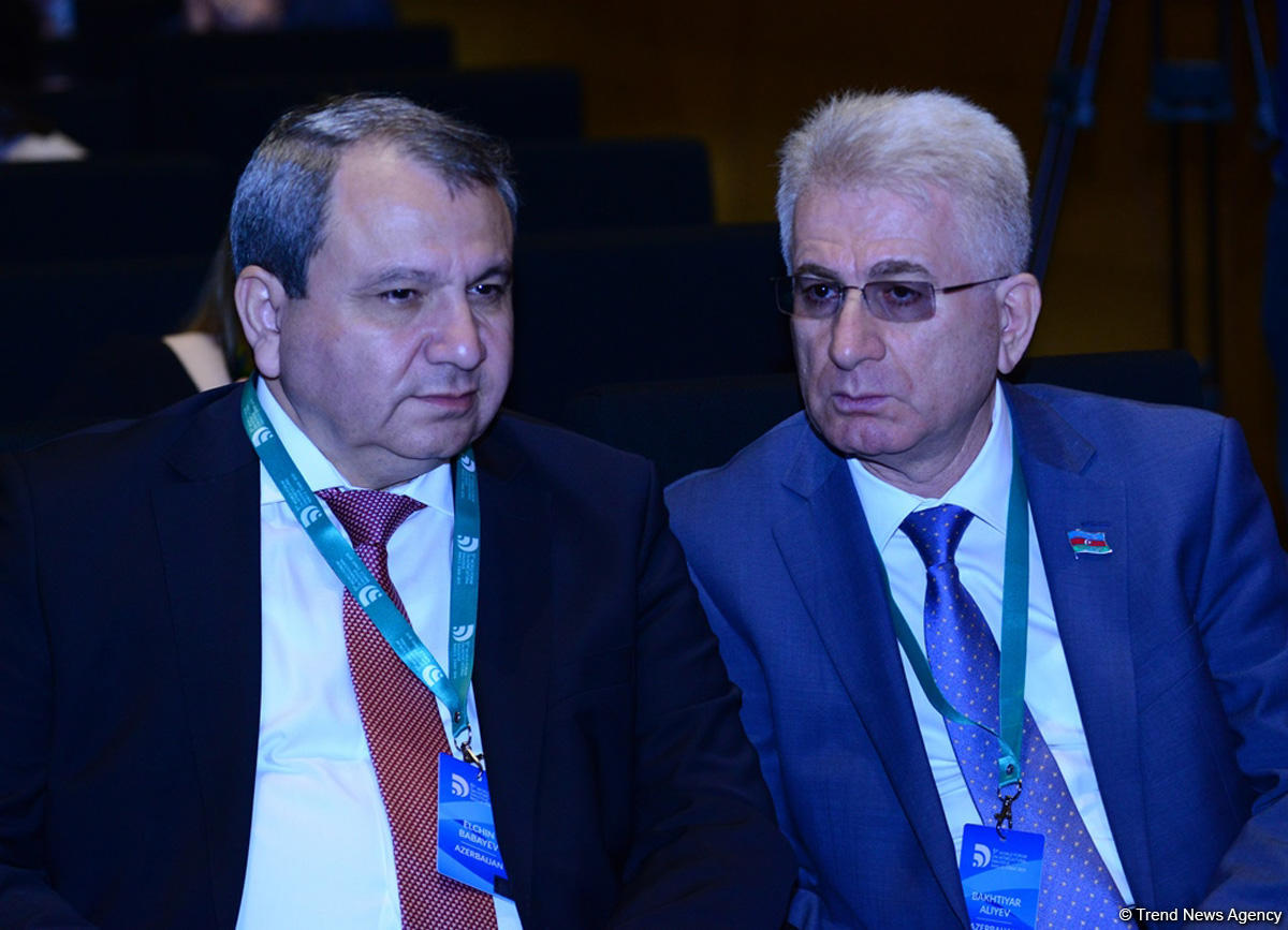 В рамках Всемирного форума в Баку проходит встреча международных организаций высокого уровня (ФОТО)