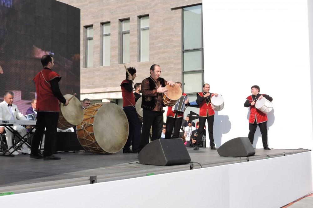 Фонд Гейдара Алиева организовал в Шеки очередную концертную программу (ФОТО)