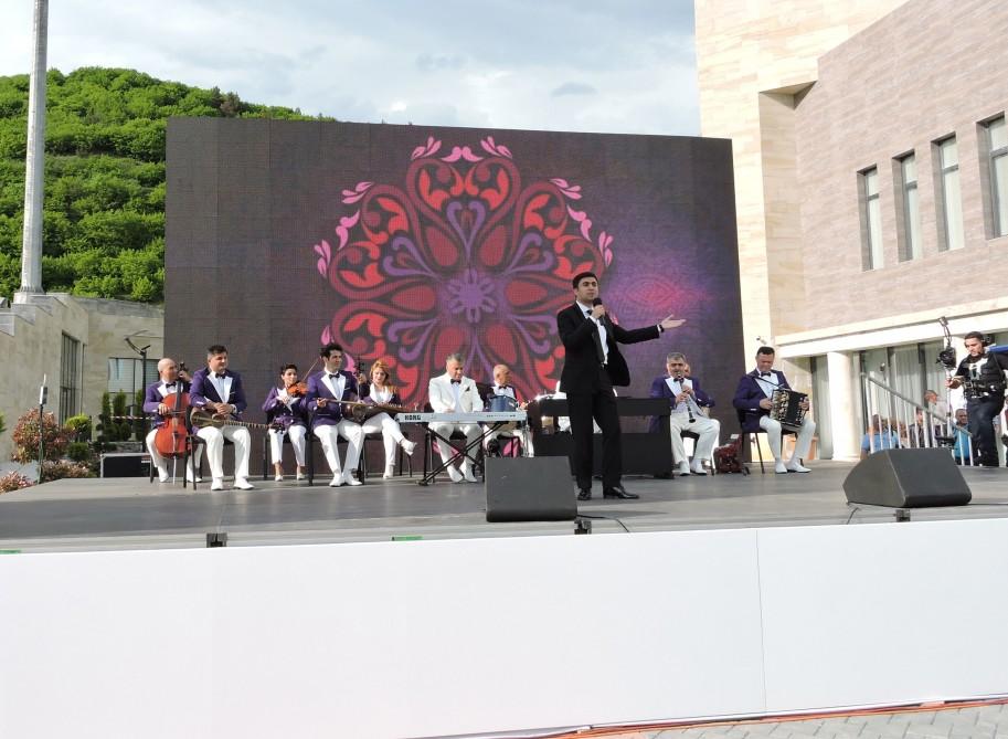 Фонд Гейдара Алиева организовал в Шеки очередную концертную программу (ФОТО)