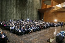 Лейла Алиева: Оказывая молодежи поддержку, мы должны добиться создания лучшего мира (ФОТО)