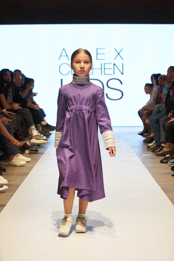 Готическое настроение на Azerbaijan Fashion Week (ФОТО)